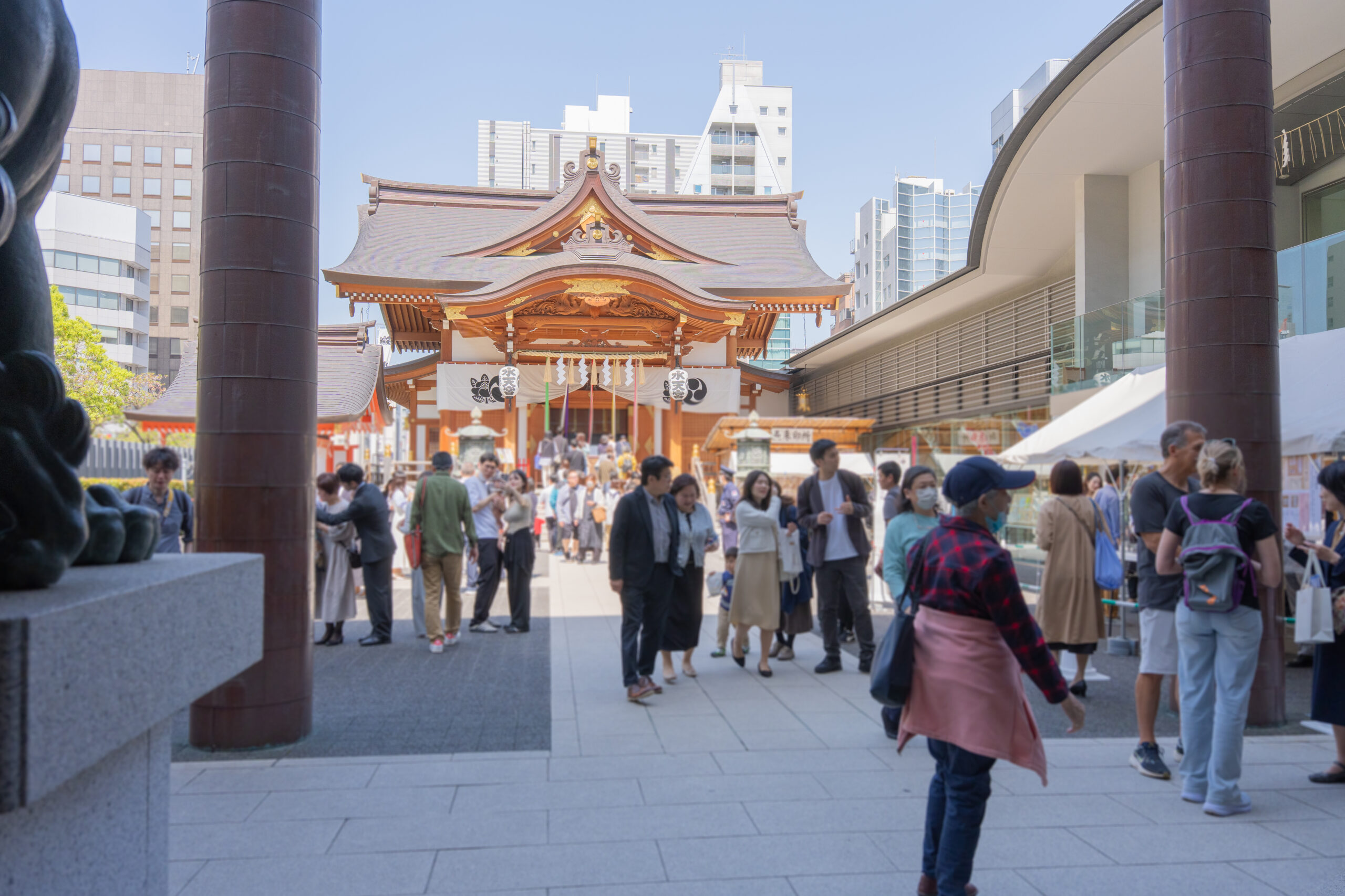 水天宮 本殿前でのお宮参り出張撮影