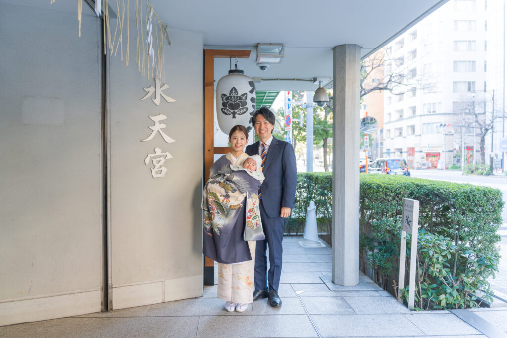 水天宮お宮参り一階での家族写真