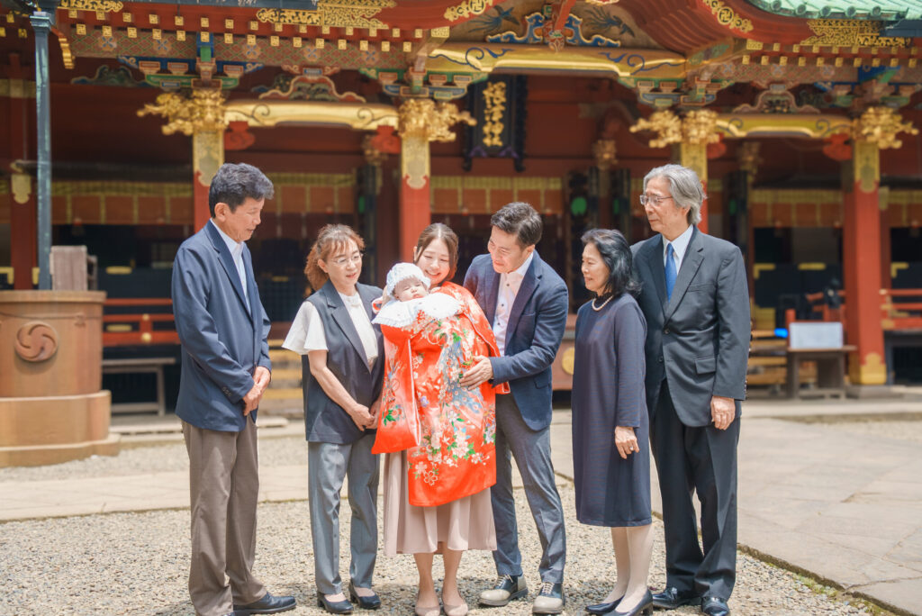 根津神社お宮参り出張撮影家族写真