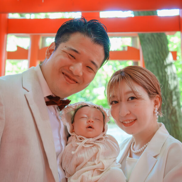 武蔵一宮氷川神社(さいたま市)でお宮参り出張撮影の写真と撮影スポット紹介｜2025年7月更新｜20枚以上の参考写真