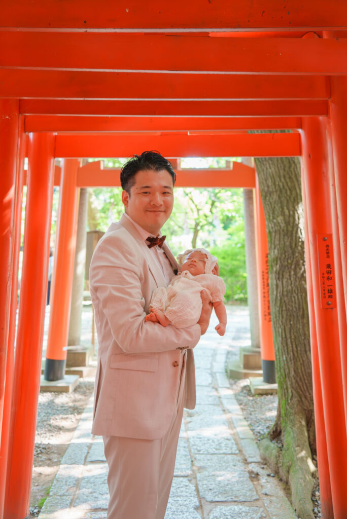 武蔵一宮氷川神社(さいたま市)でお宮参り出張撮影の写真と撮影スポット紹介|2025年7月更新|20枚以上の参考写真
