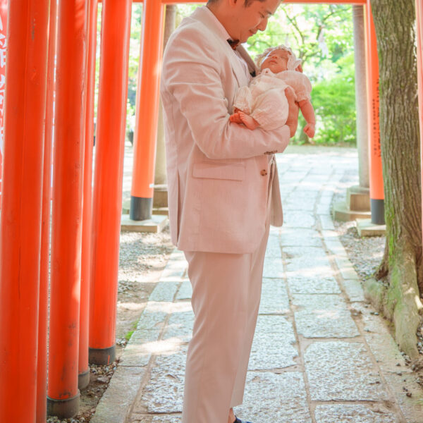 武蔵一宮氷川神社(さいたま市)でお宮参り出張撮影の写真と撮影スポット紹介｜2025年7月更新｜20枚以上の参考写真
