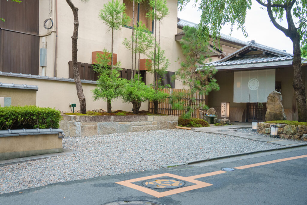 【2025年更新】大宮氷川神社(武蔵一宮氷川神社)のお宮参り出張撮影七五三・安産祈願の家族写真に
