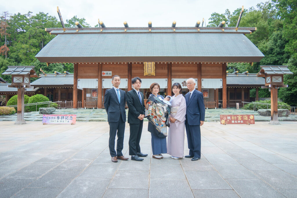 櫻木神社お宮参り出張撮影家族写真