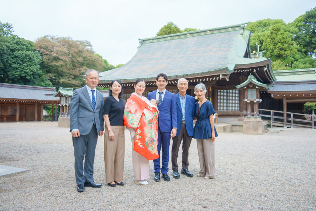 大宮氷川神社お宮参り出張撮影家族写真