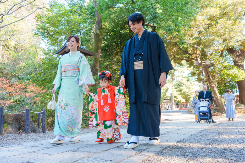 大宮氷川神社七五三出張撮影家族写真