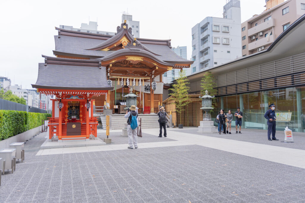 水天宮 本殿前でのお宮参り出張撮影