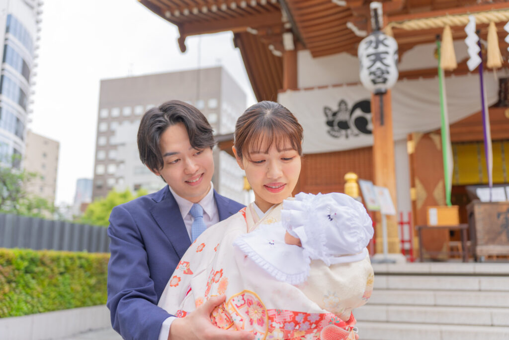お宮参りの産着(祝着・掛け着)|出張撮影カメラマンが教える写真映えのコツ