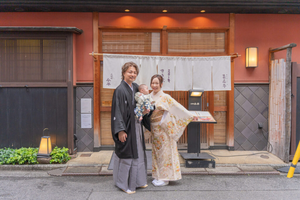水天宮の後に今半本店でお食い初め
