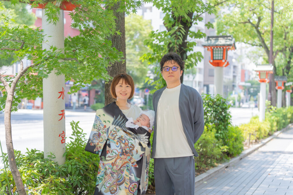 水天宮のお宮参り後に人気の「人形町今半 銀座店」を写真付きで紹介。アクセス・個室・営業時間・会食の流れ・お食い初めのポイントを、水天宮で年間100組以上撮影するフォトスマイルズが詳しく解説します。