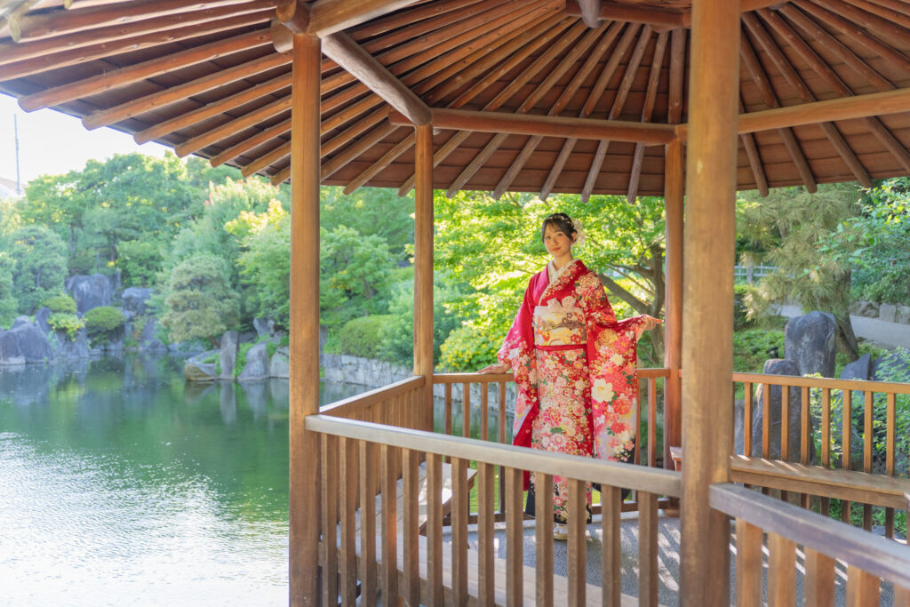 目白庭園の日本庭園で撮影した成人式前撮り写真